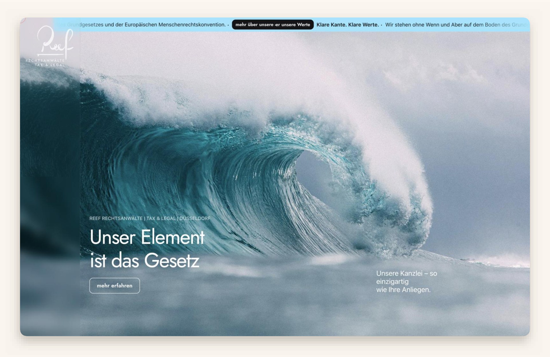 reef-rechtsanwaelte-desktop Startseite der Webseite von Reef Rechtsanwälte in der Desktop-Ansicht